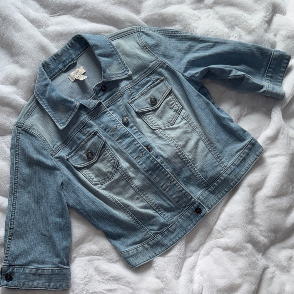 LOFT Cropped Denim Blue Jean Jacket